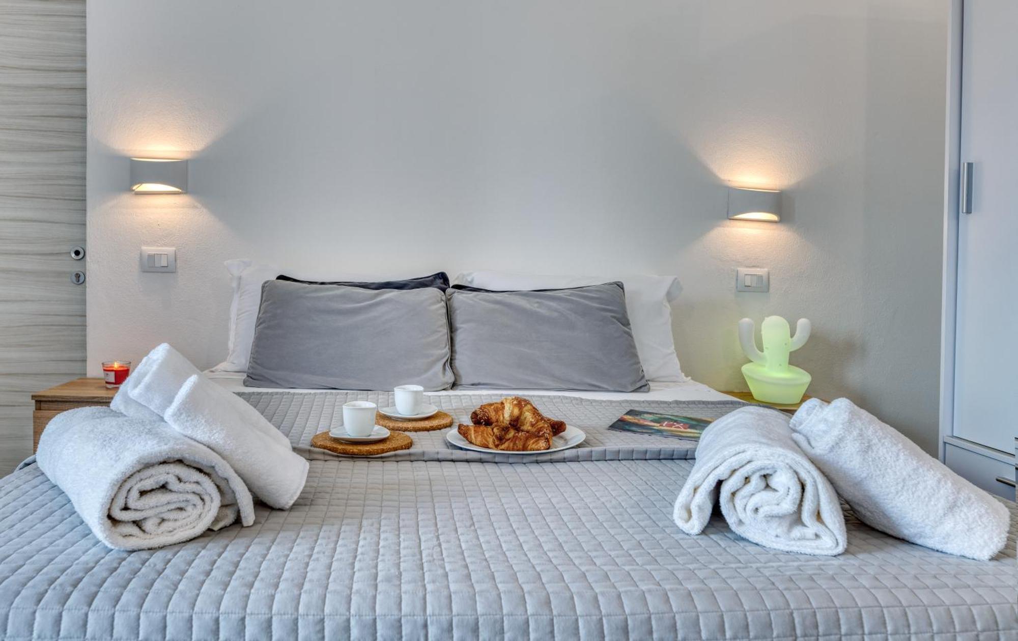 Izzhome Cozy Sunflowers Пула Экстерьер фото
