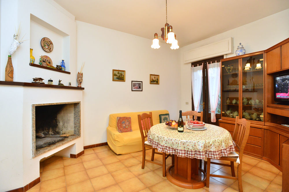 Izzhome Cozy Sunflowers Пула Экстерьер фото