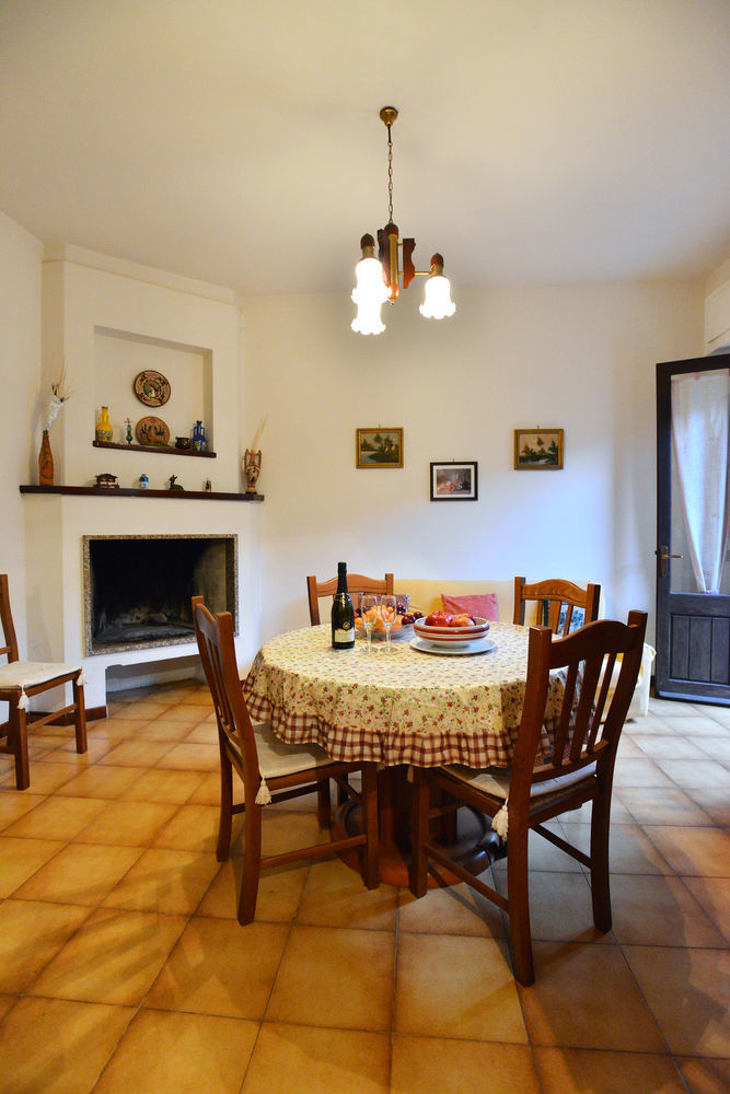 Izzhome Cozy Sunflowers Пула Экстерьер фото